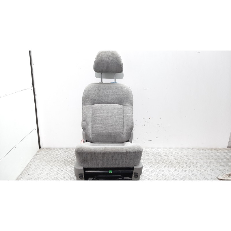 Recambio de asiento trasero izquierdo para hyundai trajet (fo) 2.0 gls referencia OEM IAM   