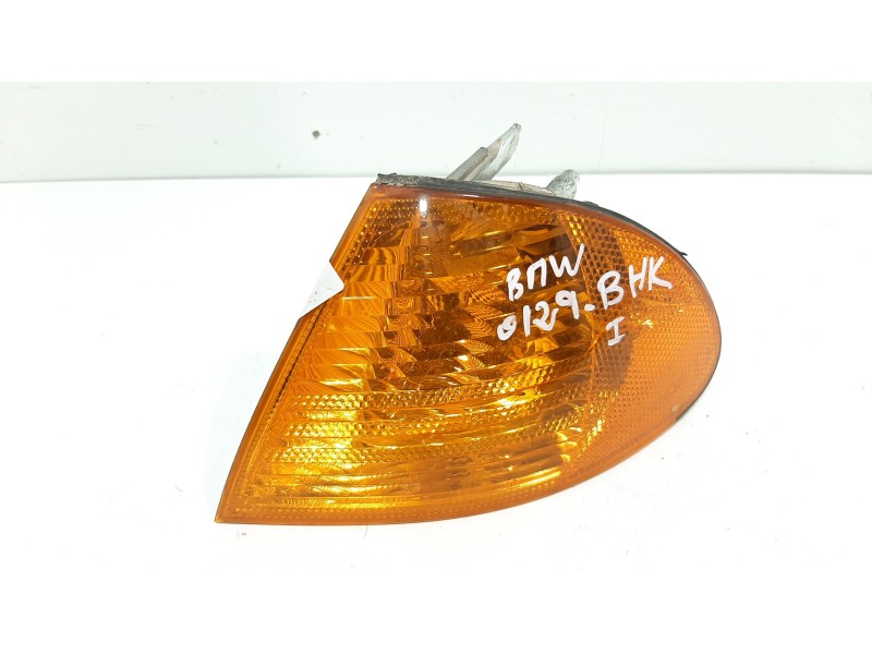 Recambio de piloto delantero izquierdo para bmw serie 3 berlina (e46) 320d referencia OEM IAM 63137165847  