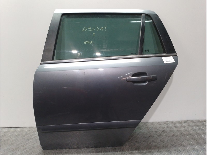 Recambio de puerta trasera izquierda para opel astra h berlina cosmo referencia OEM IAM 13208421 GRIS 