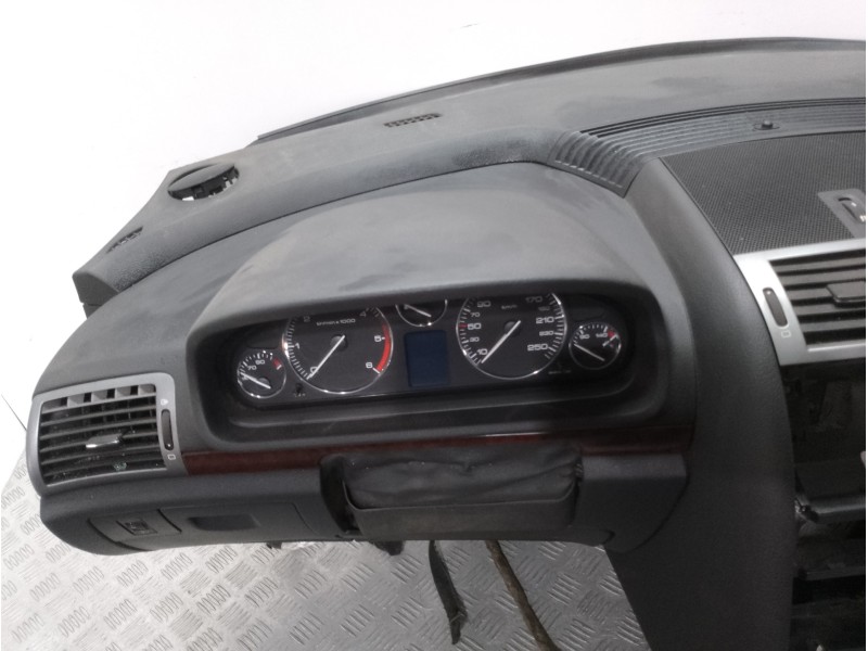 Recambio de salpicadero para peugeot 407 st confort referencia OEM IAM 964458880  