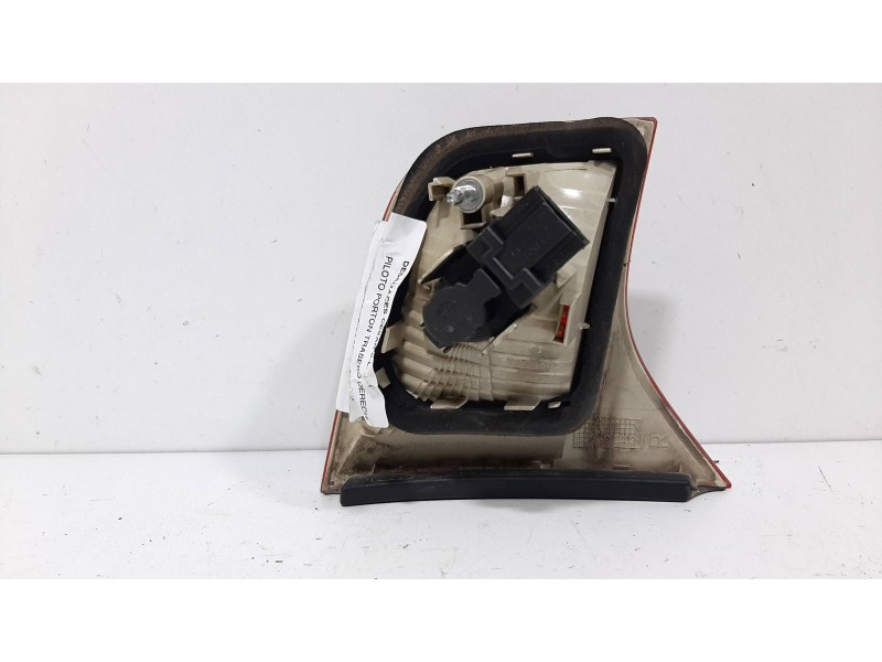 Recambio de piloto porton trasero derecho para audi a4 avant (8e) 2.5 tdi referencia OEM IAM   