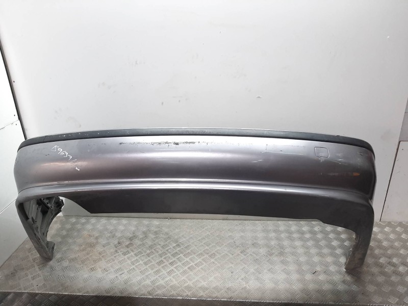 Recambio de paragolpes trasero para bmw serie 5 berlina (e39) 535i referencia OEM IAM 51718191952 GRIS 