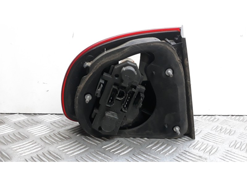 Recambio de piloto trasero derecho para seat toledo (1m2) signo referencia OEM IAM 1M5945112  