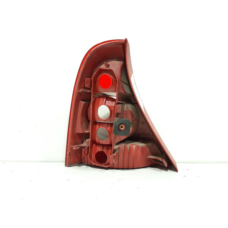 Recambio de piloto trasero derecho para renault clio ii fase ii (b/cb0) authentique referencia OEM IAM 8200917487  