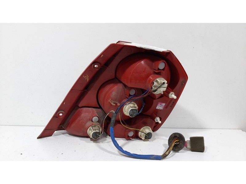 Recambio de piloto trasero izquierdo para chevrolet kalos 1.2 s (d/a) referencia OEM IAM 96540268  