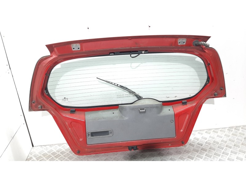 Recambio de porton trasero para chevrolet kalos 1.2 s (d/a) referencia OEM IAM 96476670 ROJO 