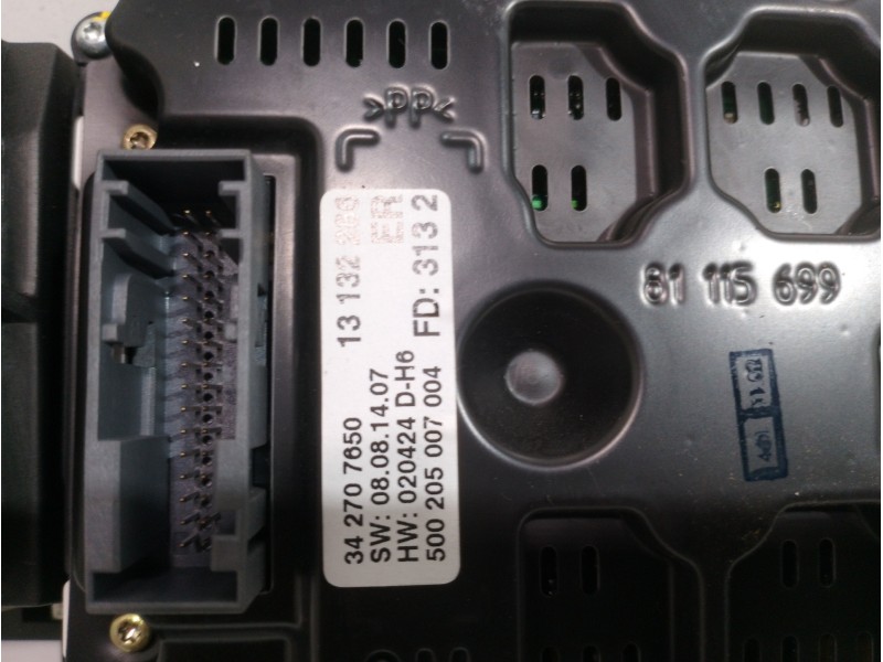 Recambio de pantalla multifuncion para opel vectra c berlina club referencia OEM IAM 13132286  