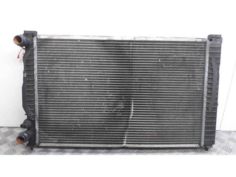 Recambio de radiador agua para audi a4 berlina (b5) 1.9 tdi referencia OEM IAM 8D0121251P   Recambio de radiador agua para audi a4 berlina (b5) 1.9 tdi referencia OEM IAM 8D0121251P