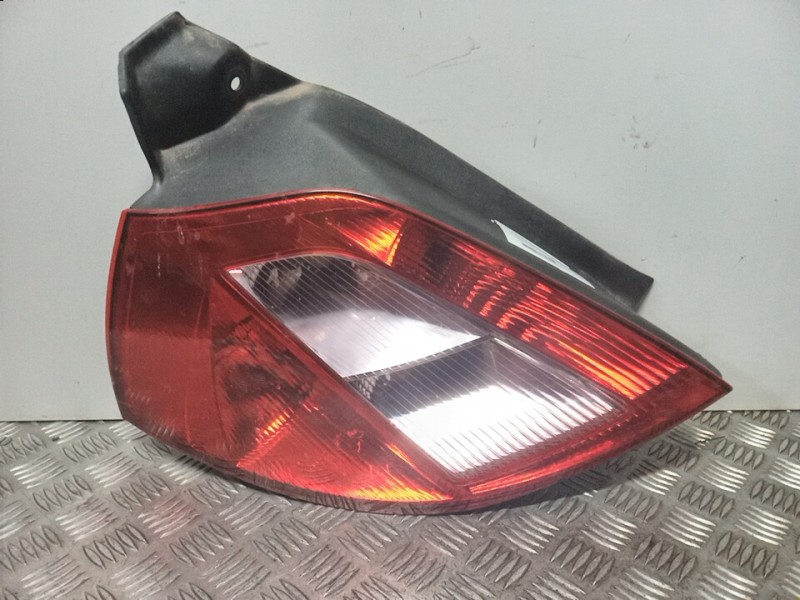 Recambio de piloto trasero izquierdo para renault megane ii berlina 3p confort dynamique referencia OEM IAM 820075362B  