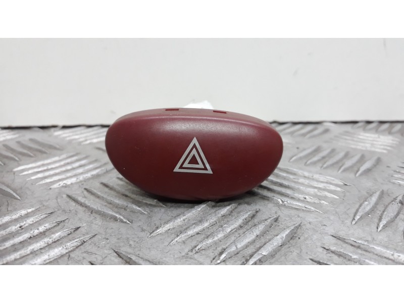 Recambio de warning para peugeot 206 berlina xr referencia OEM IAM   