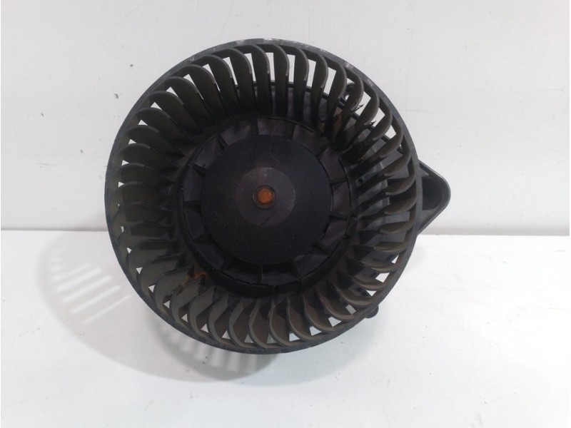 Recambio de motor calefaccion para audi a4 avant (8e) 1.8 t referencia OEM IAM 9020016  