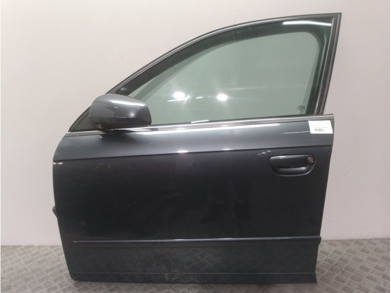 Recambio de puerta delantera izquierda para audi a4 avant (8e) 1.8 t referencia OEM IAM 8E0831051L GRIS 