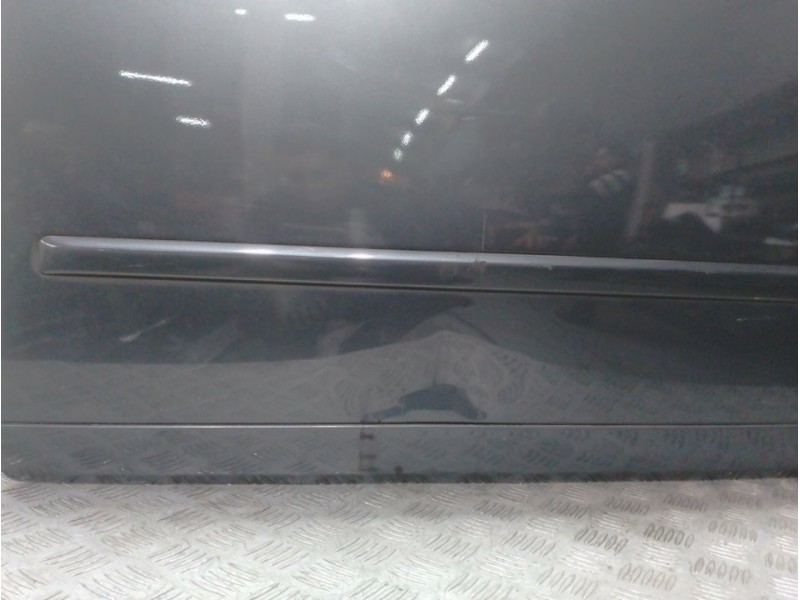 Recambio de puerta delantera izquierda para audi a4 avant (8e) 1.8 t referencia OEM IAM 8E0831051L GRIS 