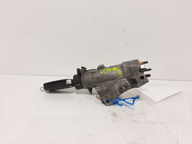 Recambio de conmutador de arranque para audi a6 avant (4b5) 2.5 tdi referencia OEM IAM 4B0905851B  