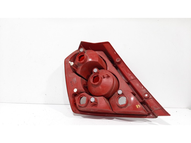 Recambio de piloto trasero derecho para chevrolet kalos 1.4 se referencia OEM IAM 96540269  