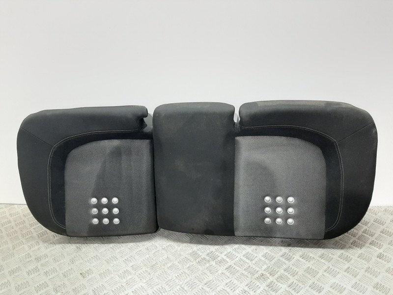 Recambio de asientos traseros para fiat grande punto (199) 1.4 16v active (01.2007) referencia OEM IAM   