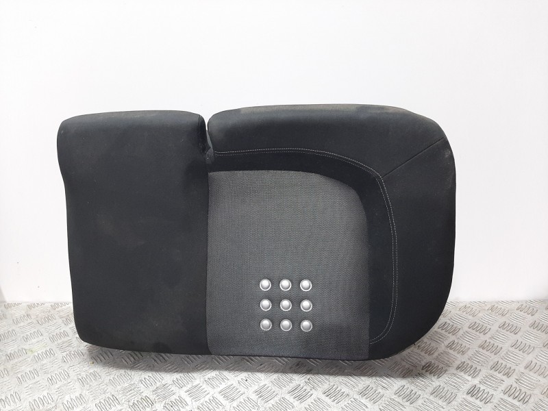 Recambio de asientos traseros para fiat grande punto (199) 1.4 16v active (01.2007) referencia OEM IAM   