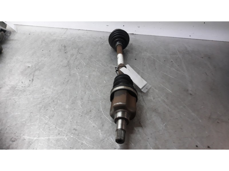 Recambio de transmision delantera izquierda para peugeot 207 confort referencia OEM IAM 3272PW  