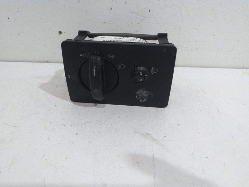 Recambio de mando luces para ford focus lim. (cb4) trend referencia OEM IAM 7M5T13A024LA 7M5T13A024LA  Recambio de mando luces para ford focus lim. (cb4) trend referencia OEM IAM 7M5T13A024LA 7M5T13A024LA