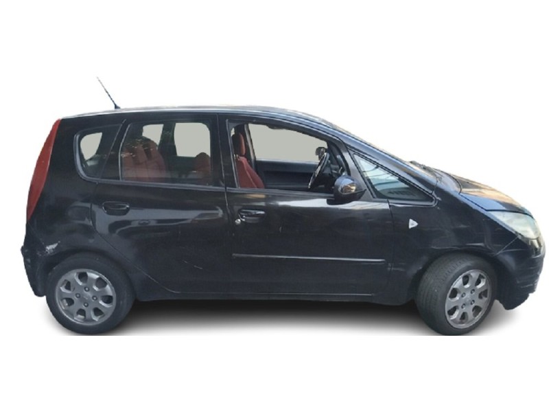 mitsubishi colt berlina 5 (z30a) del año 2005