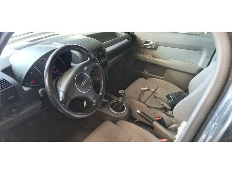 audi a2 (8z) del año 2001 audi a2 (8z) del año 2001