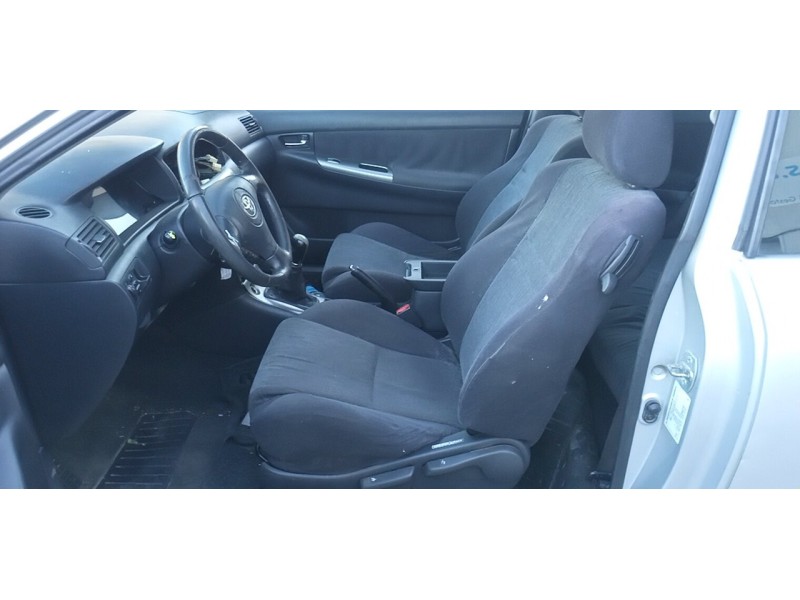 toyota corolla (e12) del año 2003 toyota corolla (e12) del año 2003