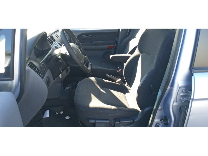 hyundai trajet (fo) del año 2003 hyundai trajet (fo) del año 2003
