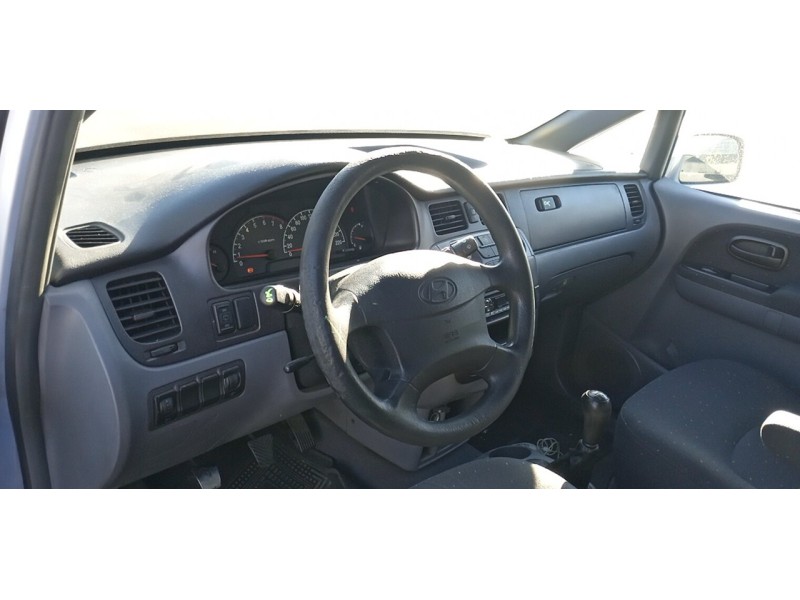 hyundai trajet (fo) del año 2003 hyundai trajet (fo) del año 2003