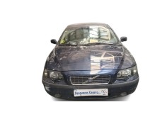 volvo s60 berlina del año 2004