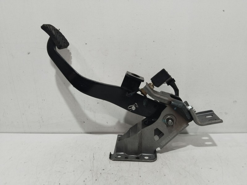 Recambio de pedal freno para kia rio 1.4 ex1 referencia OEM IAM 938103K000   Recambio de pedal freno para kia rio 1.4 ex1 referencia OEM IAM 938103K000