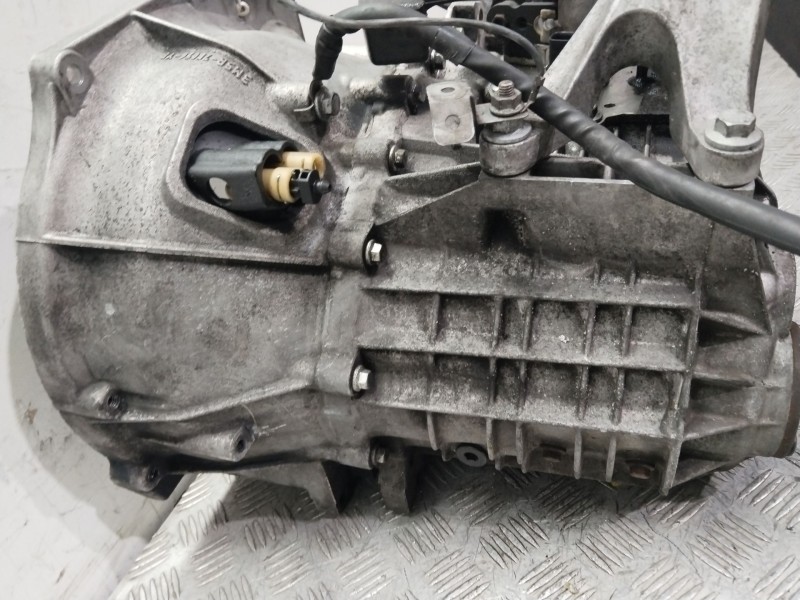 Recambio de caja cambios para ford focus berlina (cap) ambiente (d) referencia OEM IAM 6M5R7002YC  