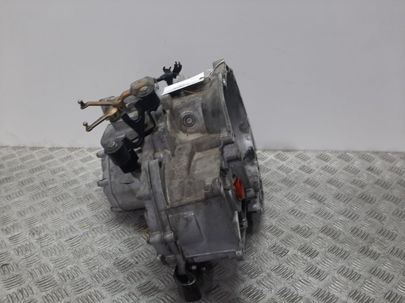 Recambio de caja cambios para opel vectra c berlina comfort referencia OEM IAM 13101871  C02755