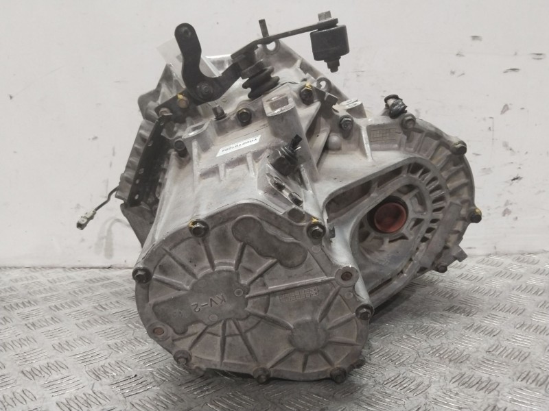 Recambio de caja cambios para kia carnival ii 2.5 v6 ex referencia OEM IAM Y050101094  