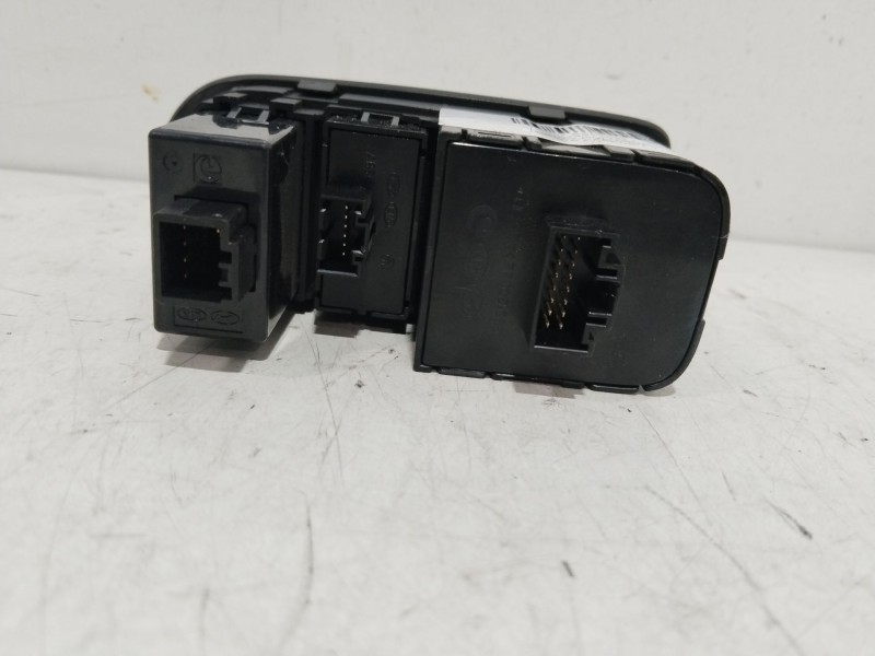 Recambio de mando multifuncion para kia carens ( ) drive referencia OEM IAM 299120322  
