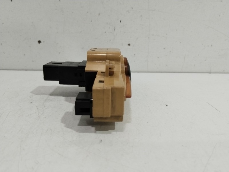 Recambio de warning para kia carens (un) active referencia OEM IAM 937901D000   Recambio de warning para kia carens (un) active referencia OEM IAM 937901D000