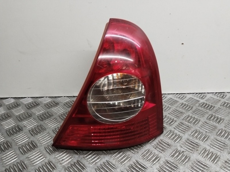 Recambio de piloto trasero derecho para renault clio ii fase ii (b/cb0) community referencia OEM IAM 8200071414  