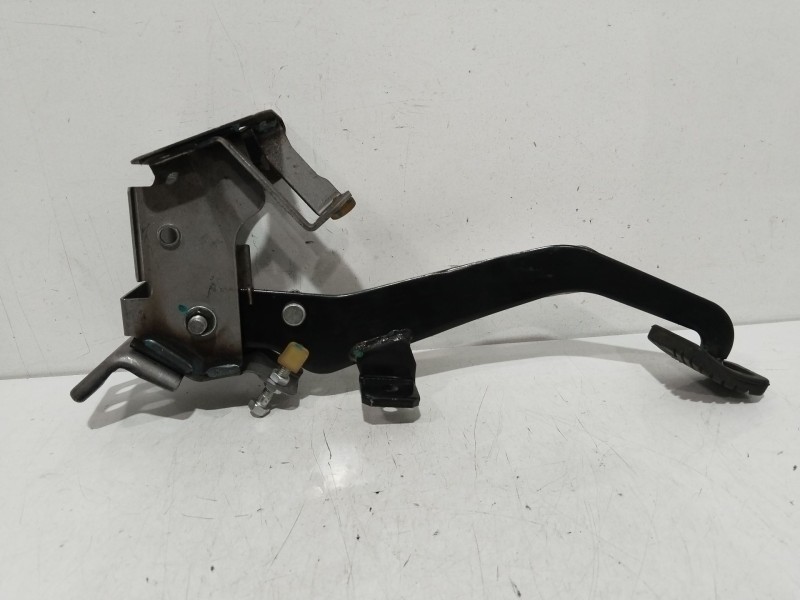 Recambio de pedal embrague para kia rio 1.4 ex1 referencia OEM IAM 32802H8100   Recambio de pedal embrague para kia rio 1.4 ex1 referencia OEM IAM 32802H8100
