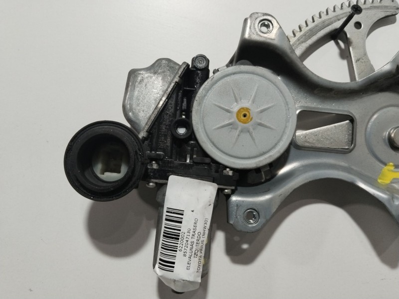 Recambio de elevalunas trasero izquierdo para toyota prius (nhw30) plug-in hybrid advance referencia OEM IAM 8572047130  