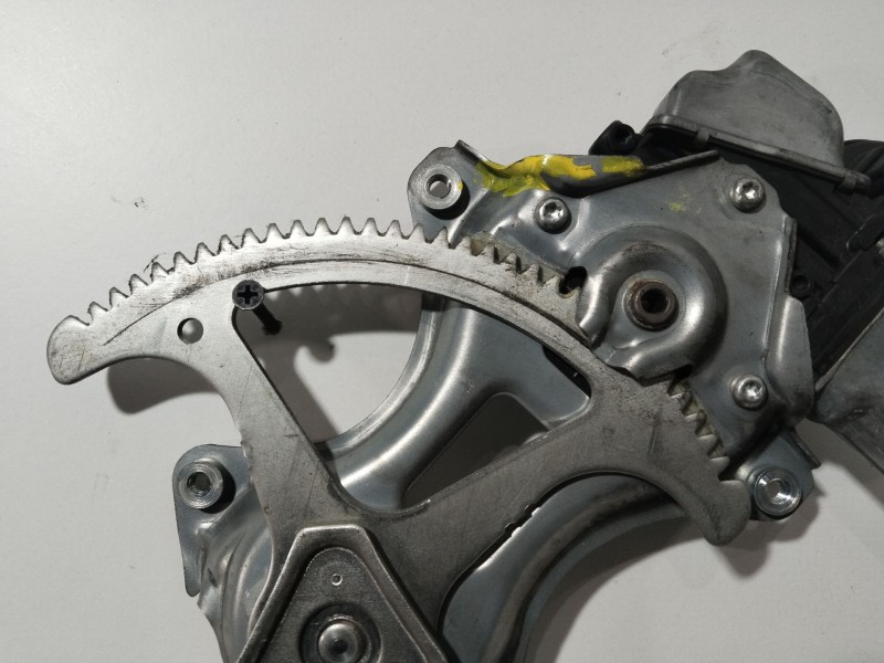 Recambio de elevalunas trasero izquierdo para toyota prius (nhw30) plug-in hybrid advance referencia OEM IAM 8572047130  