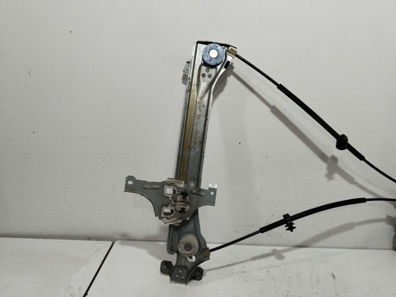 Recambio de elevalunas trasero izquierdo para renault megane iii sport tourer dynamique referencia OEM IAM 827310002R  