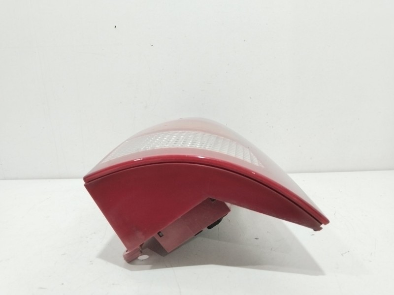 Recambio de piloto trasero derecho para ford focus berlina (cak) ambiente referencia OEM IAM 1M5113404CB  