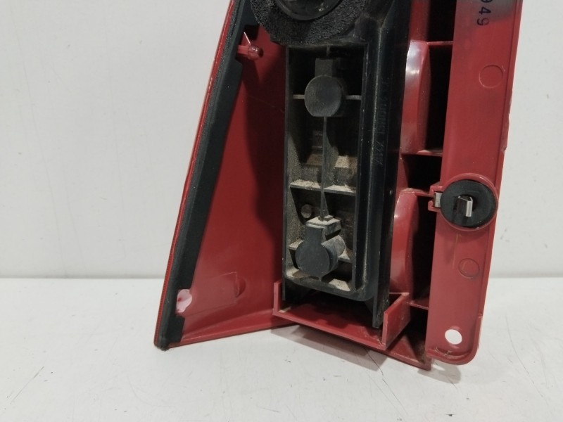 Recambio de piloto trasero derecho para ford focus berlina (cak) ambiente referencia OEM IAM XS4X13N004EC  