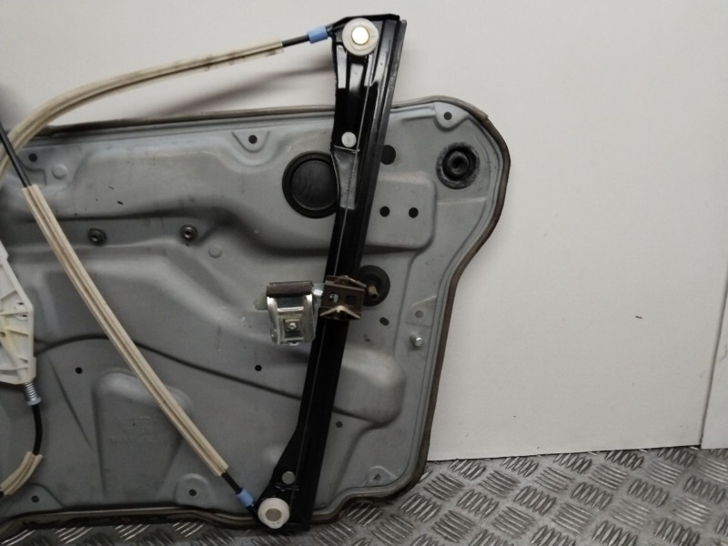 Recambio de elevalunas delantero izquierdo para volkswagen bora berlina (1j2) referencia OEM IAM 101422202  