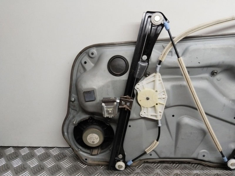 Recambio de elevalunas delantero izquierdo para volkswagen bora berlina (1j2) referencia OEM IAM 101422202  