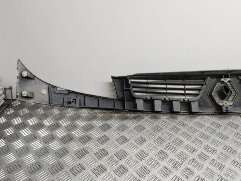 Recambio de rejilla delantera para renault kangoo (f/kc0) base / base authentique referencia OEM IAM 8200150629C  
