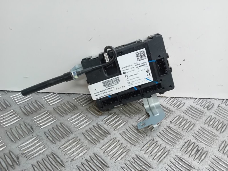 Recambio de modulo electronico para kia optima concept referencia OEM IAM 95400D4AL0  
