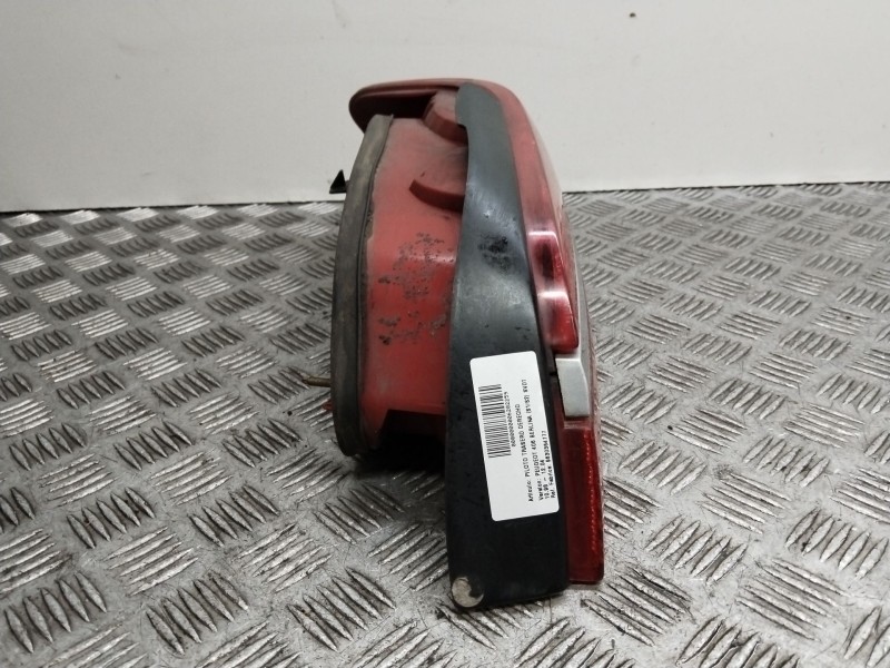 Recambio de piloto trasero derecho para peugeot 406 berlina (s1/s2) svdt referencia OEM IAM 9630364777  