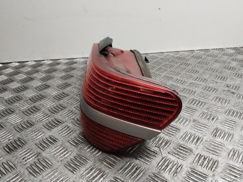 Recambio de piloto trasero derecho para peugeot 406 berlina (s1/s2) svdt referencia OEM IAM 9630364777  