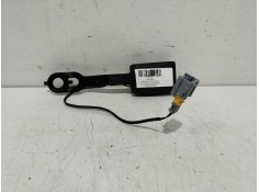 Recambio de enganche cinturon delantero izquierdo para peugeot 208 access referencia OEM IAM 24913AEU  