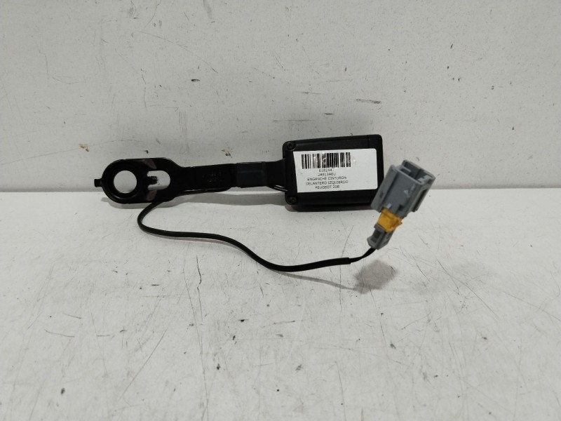 Recambio de enganche cinturon delantero izquierdo para peugeot 208 access referencia OEM IAM 24913AEU  